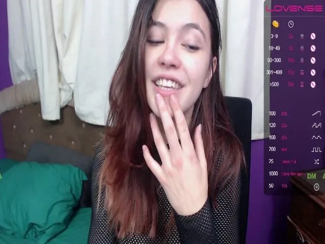 Live sex webcam photo for MisticaMissy #263123429