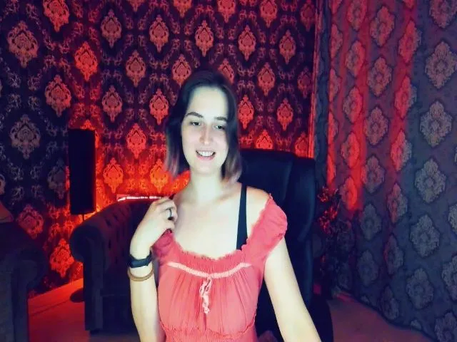Live sex webcam photo for MileyDreams #255456691