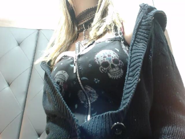 Live sex webcam photo for AnaSaenz #254357006