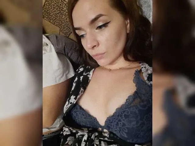 Live sex webcam photo for HellMor #257871820