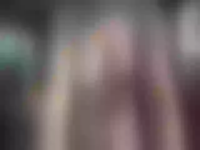 Live sex webcam photo for Trixiegirl3 #253423250