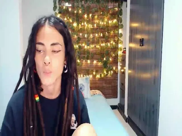 Live sex webcam photo for Luna__sparkly #257654083