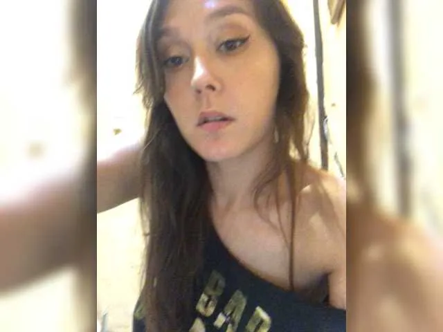 Live sex webcam photo for Littlesexyli #250688930