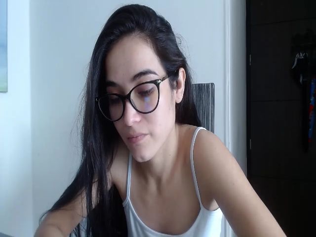 Live sex webcam photo for Emily_esp #265567007