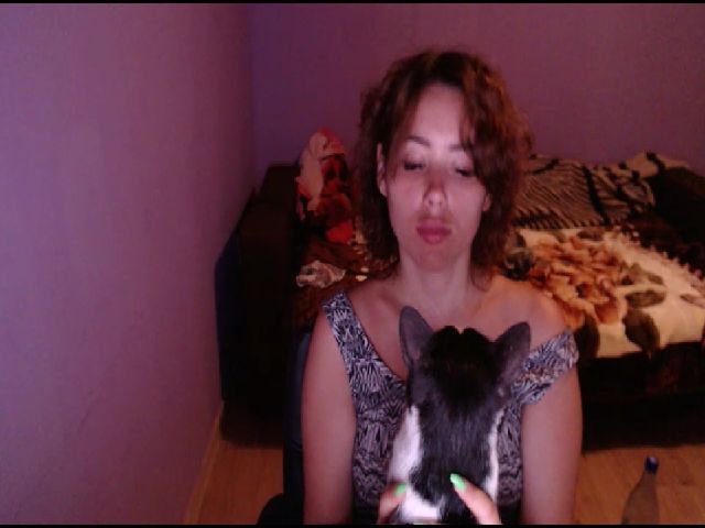 Live sex webcam photo for LoveJulliette #256387334