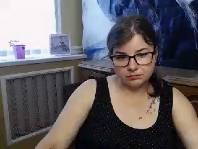 Live sex webcam photo for MonLais #253725220