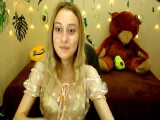 Live sex webcam photo for LinaRum__ #251783893