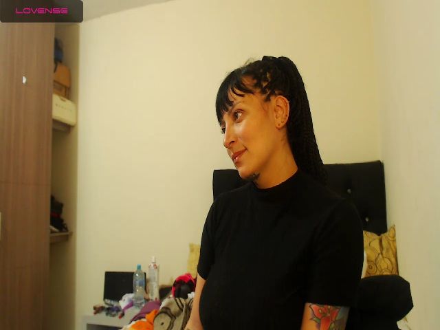 Live sex webcam photo for Catabrown #253959448