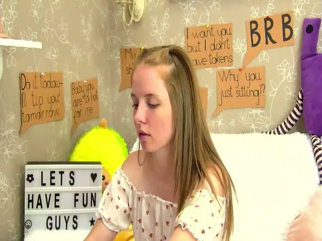 Live sex webcam photo for CaNaDaDi #253696038