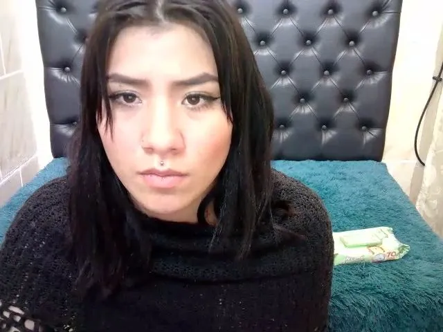 Live sex webcam photo for Emmaafox #257656572