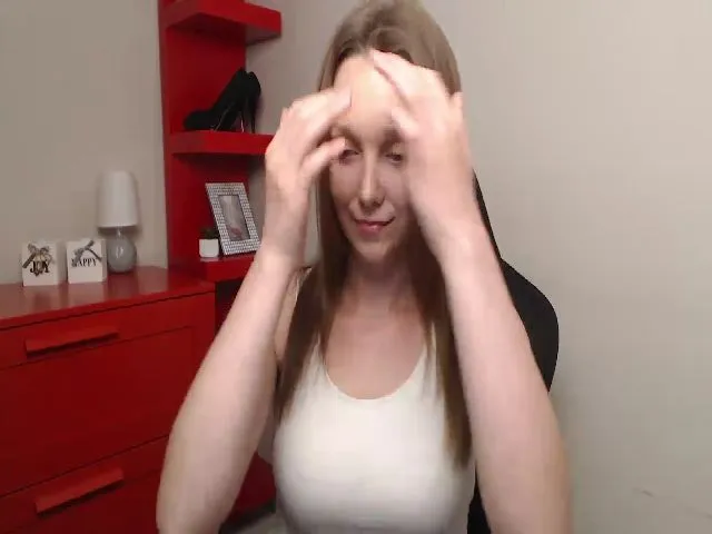 Live sex webcam photo for Little_ZOE #253390200