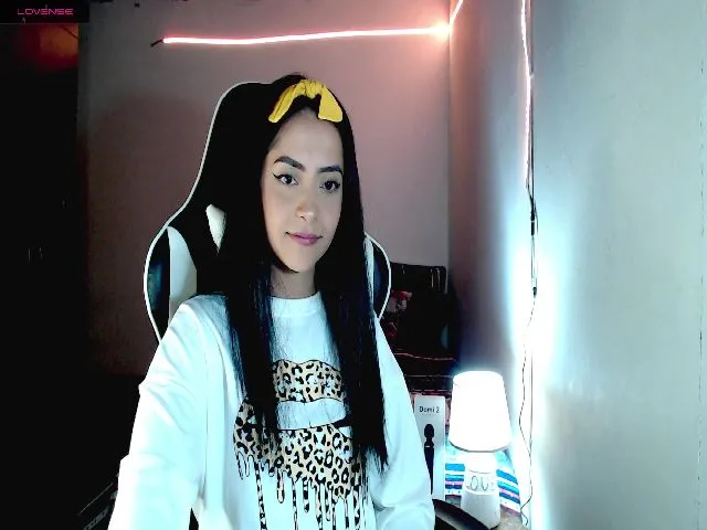 Live sex webcam photo for Vanessax10 #254662801