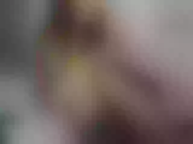 Live sex webcam photo for LittlePeach_ #263405341