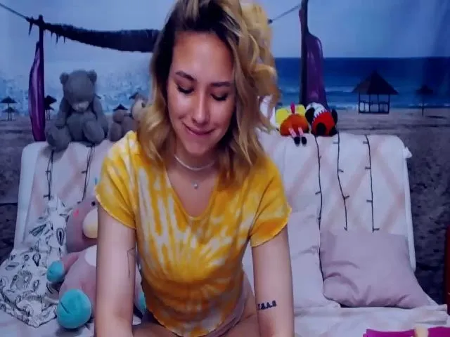Live sex webcam photo for AlisMonrov18 #258447364