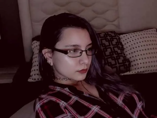 Live sex webcam photo for LilithMystic #258382951