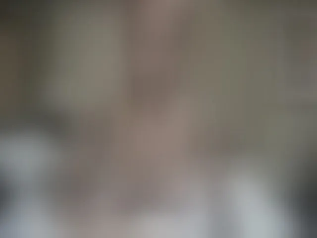Live sex webcam photo for QuinnGray #252373547