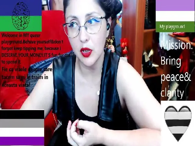 Live sex webcam photo for ImperatrizaS #262941219