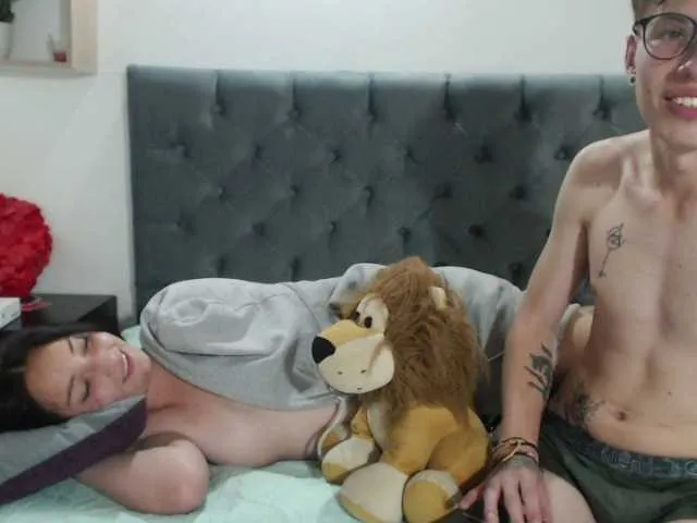 Live sex webcam photo for Rude-n-Cute #260815850