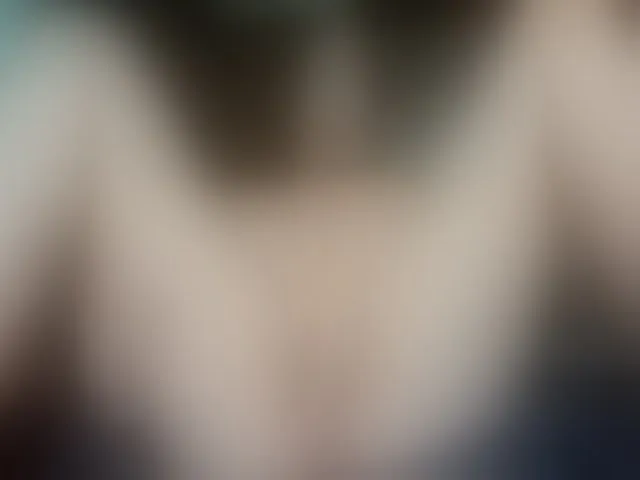 Live sex webcam photo for JenniferLuvv #259818792