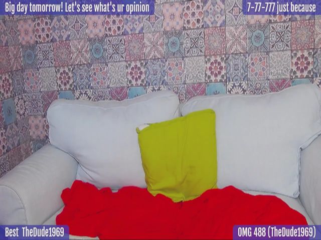 Live sex webcam photo for SkyV_ #255393783