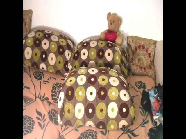 Live sex webcam photo for LucilleXXX #258003311