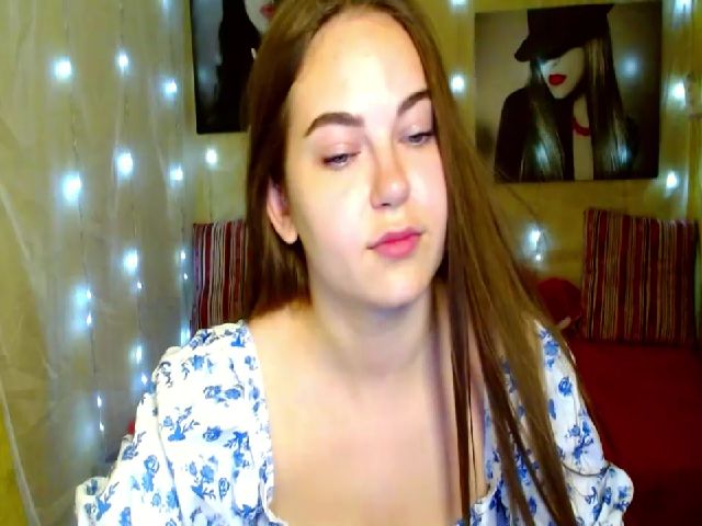 Live sex webcam photo for Bee_Sweety_ #260089061