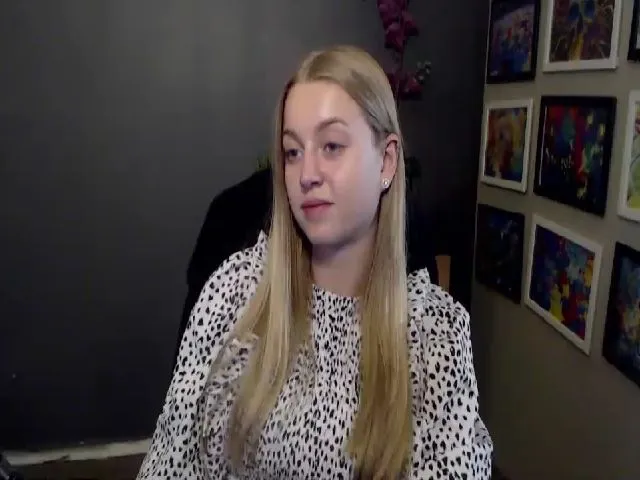 Live sex webcam photo for LUSTerica #263625592