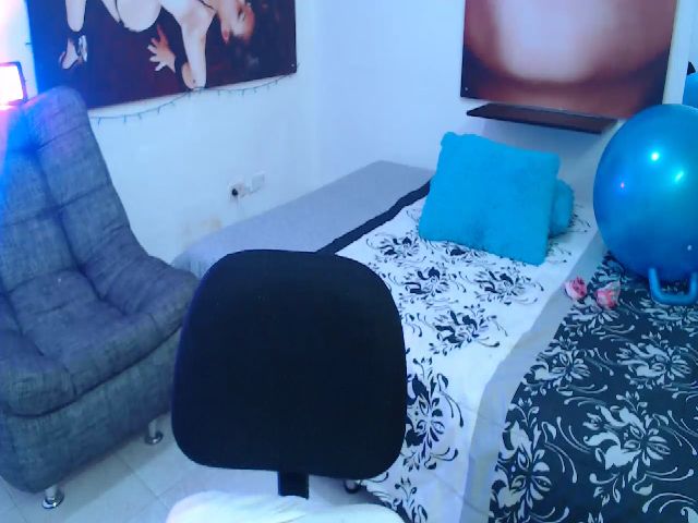 Live sex webcam photo for Ashly_meg #262124882
