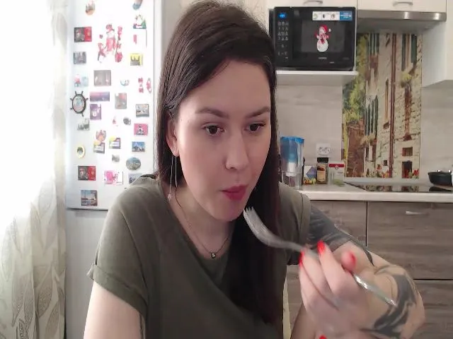 Live sex webcam photo for WonderXGirlXX #262671652