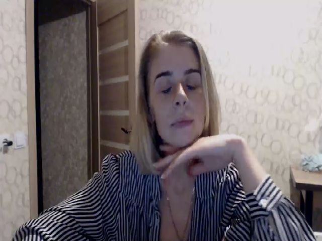 Live sex webcam photo for Linda_Katis #253215333