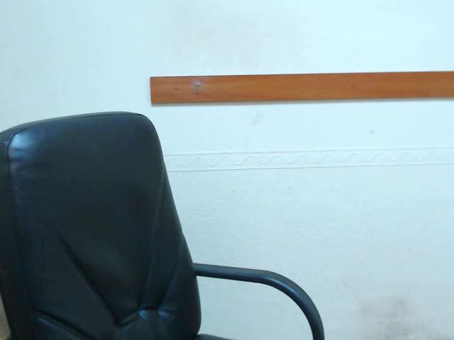 Live sex webcam photo for Miss_Vivian #252298261