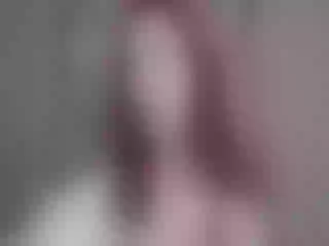 Live sex webcam photo for FoxyLins #260755318