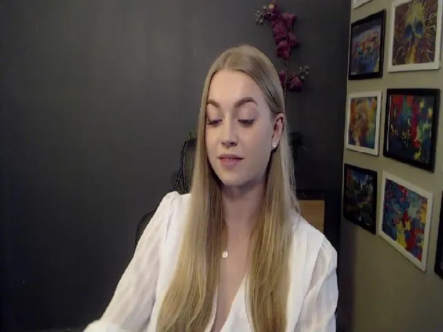 Live sex webcam photo for LUSTerica #264314382