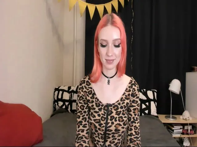 Live sex webcam photo for SophiaOzz #253215002