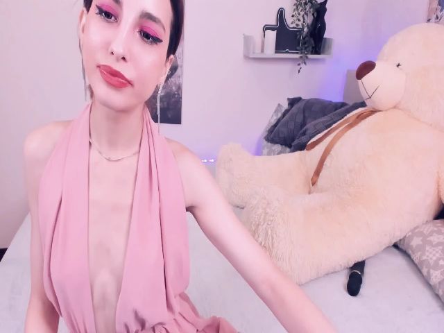 Live sex webcam photo for AnabelAris #258504383