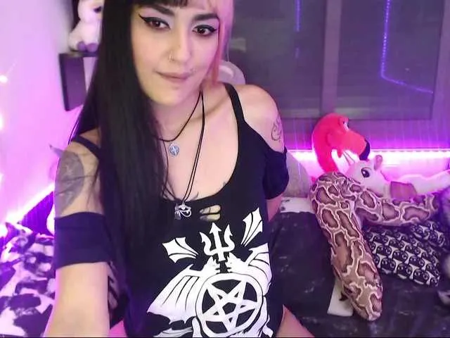 Live sex webcam photo for lolipurple1 #240911884