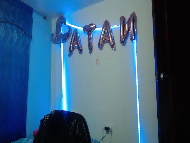 Live sex webcam photo for Hot_skinny_ #260952079