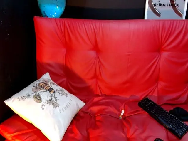Live sex webcam photo for Indianbabe27 #256817588