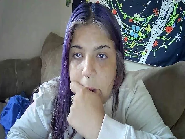 Live sex webcam photo for Lilmisspurp #255473208