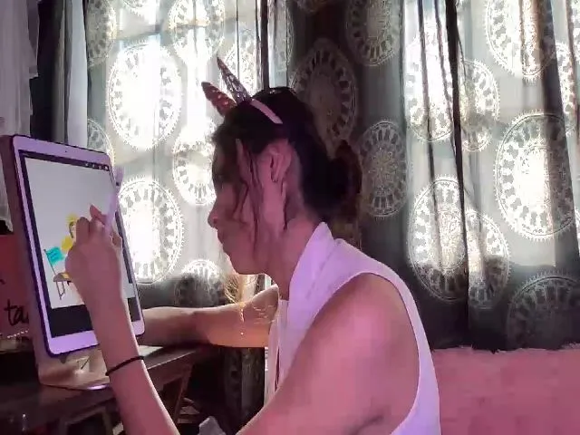 Live sex webcam photo for VitreousLapis #265159533