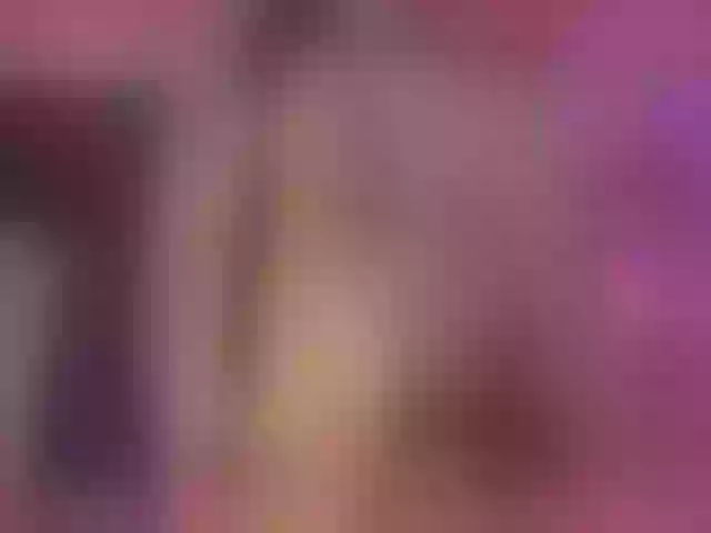 Live sex webcam photo for RedHOTPinay01 #261533490