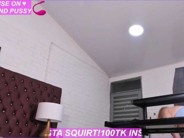 Live sex webcam photo for vivianehottT #263985803