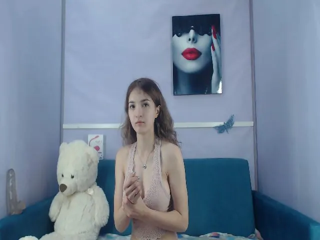 Live sex webcam photo for Bonnikukla #264039190