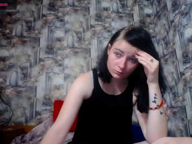 Live sex webcam photo for Elena126 #247865637