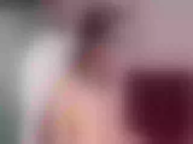 Live sex webcam photo for Sun_kissed1 #261973334