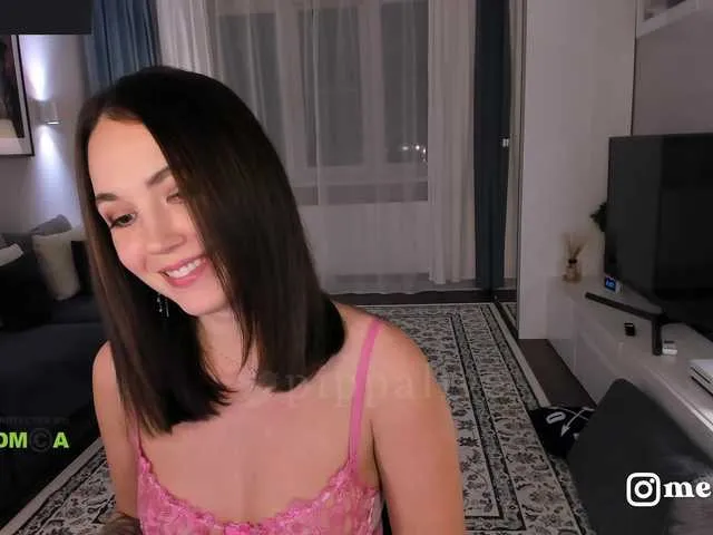 Live sex webcam photo for pippalee #245362718