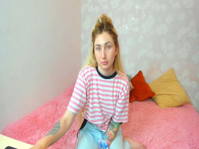 Live sex webcam photo for TabeyaLyy #264483129