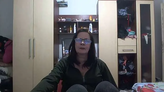 Live sex webcam photo for delicateMilfx #244104606