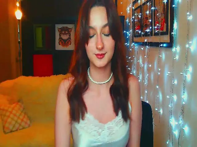 Live sex webcam photo for FiirstLady #252306632