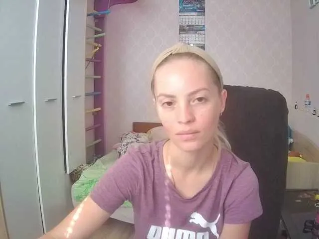 Live sex webcam photo for SabrinaJaxx #261190820